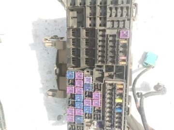 Fuse Box with harness Ford Explorer 2012 – 2018